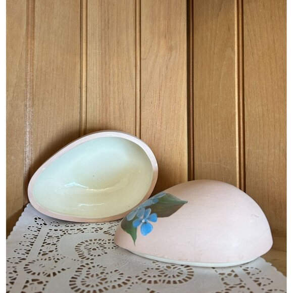 Hand-Painted Ceramic Egg-Shaped Trinket Box Floral Design Decorative Storage - Picture 4 of 8